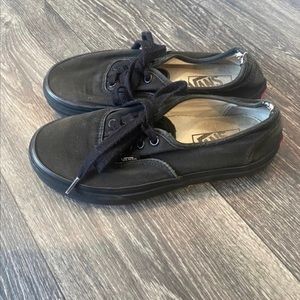 Vans womens size 6 solid black sneakers